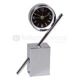 Reloj analogo con base de metal | Articulos Promocionales